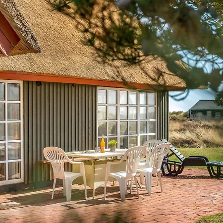 Antonetta - 80m From The Sea By Interhome Semesterbostad